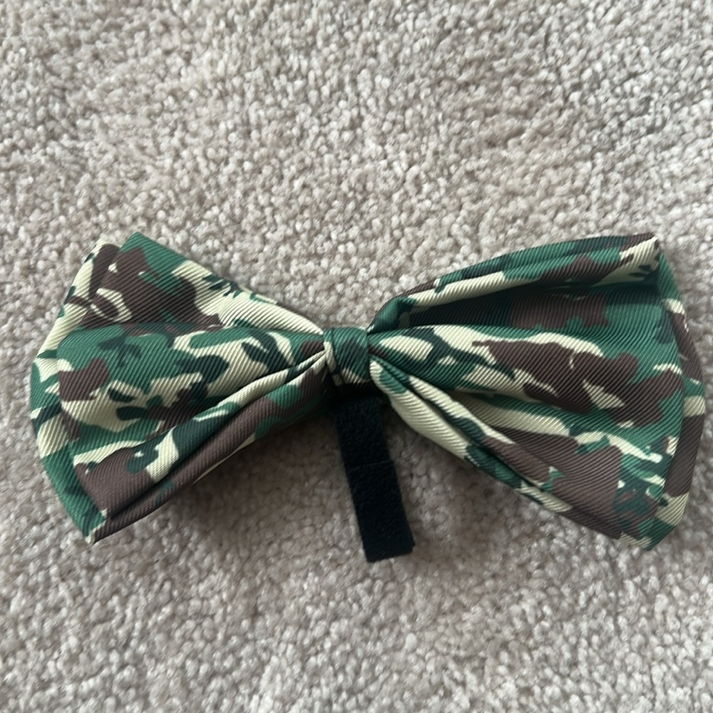 Small Camo Dog Bow Tie